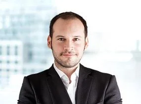 Sascha Tiebel, Gründer von Schlau vor Ort
